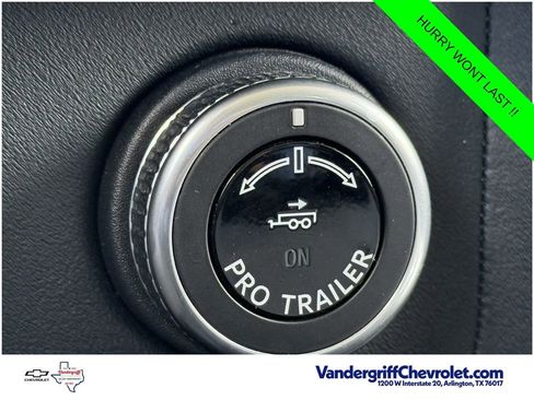 Used 2025 Lincoln Navigator Reserve AWD/4WD image 16