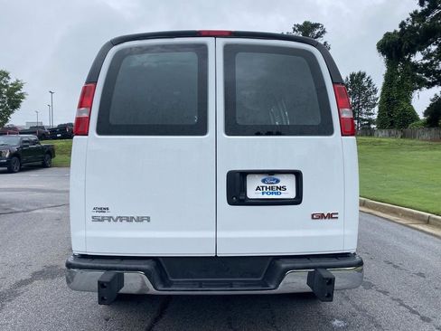 Used 2025 GMC Savana 2500 w/ Driver Convenience Package RWD image 4