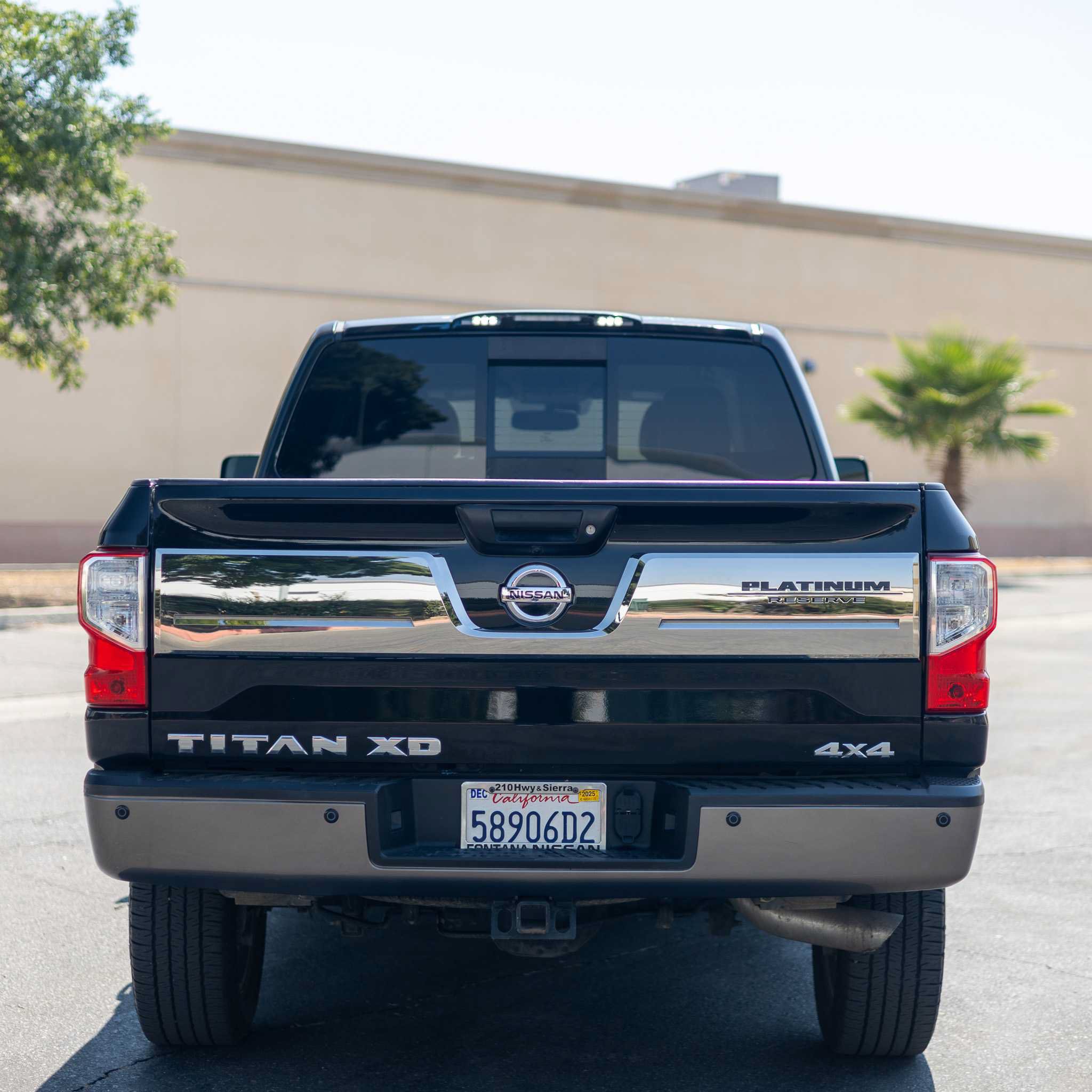 Used 2016 Nissan Titan Platinum Reserve AWD/4WD image 6