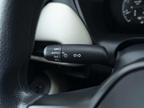 Used 2026 Honda HR-V LX image 23