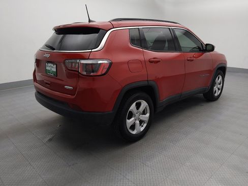 Used 2018 Jeep Compass Latitude w/ Popular Equipment Group FWD image 10