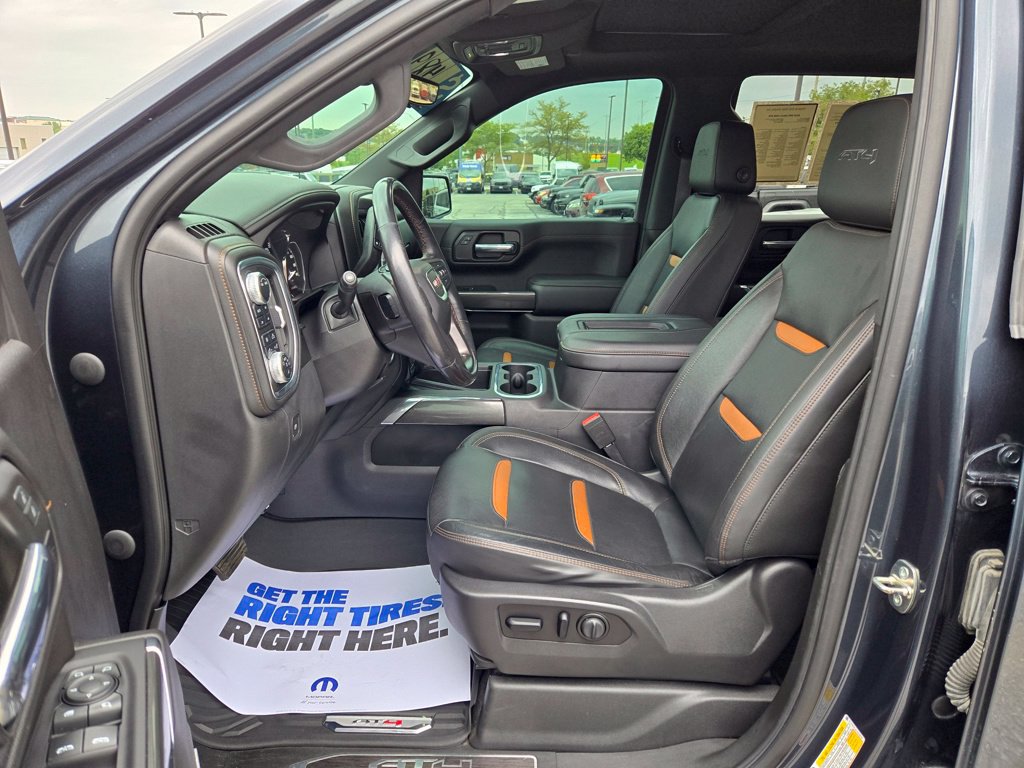 Used 2020 GMC Sierra 1500 AT4 w/ AT4 Premium Package AWD/4WD image 17