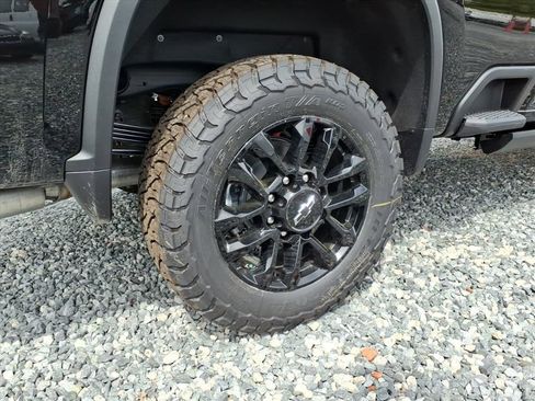 New 2026 Chevrolet Silverado 2500 High Country w/ Midnight Edition AWD/4WD image 29