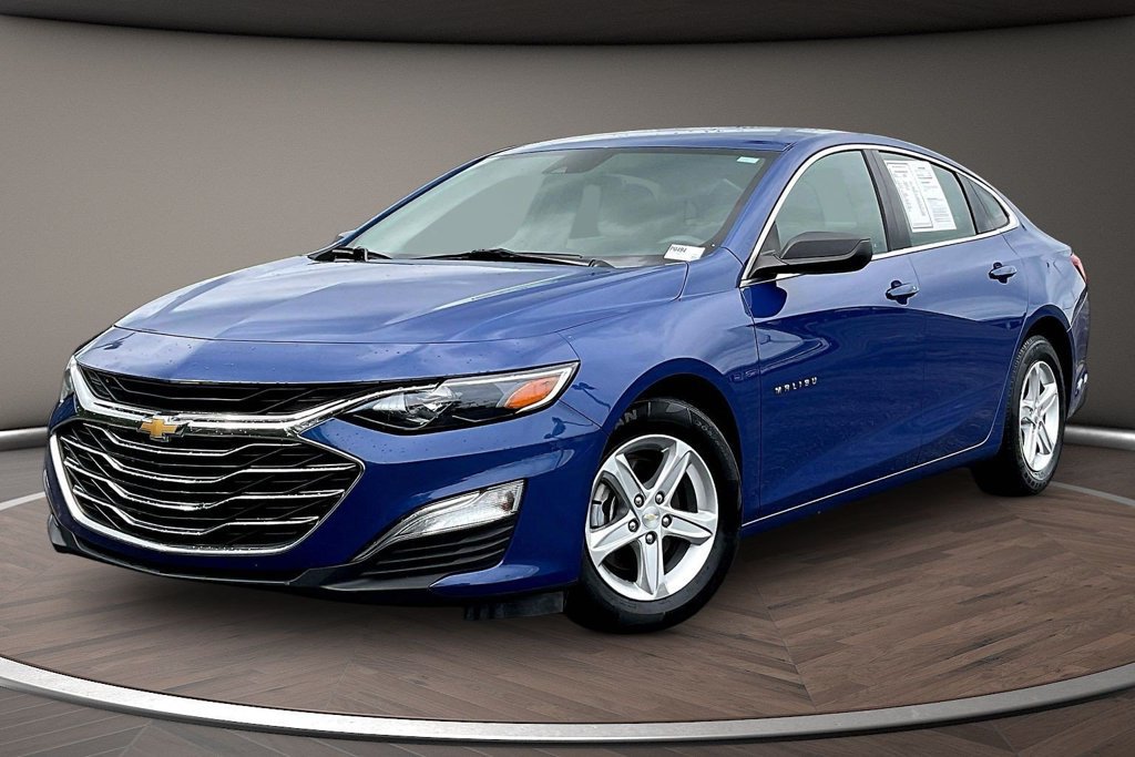 Used 2023 Chevrolet Malibu LS FWD image 3