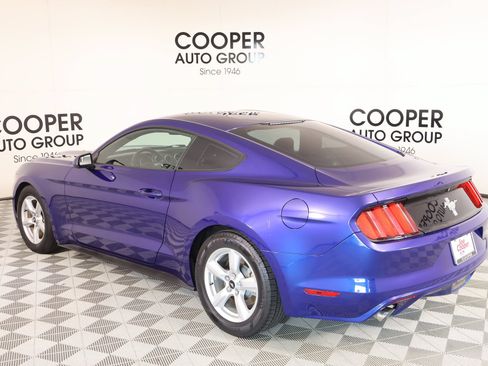 Used 2016 Ford Mustang Coupe RWD image 20