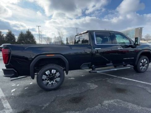 New 2026 GMC Sierra 2500 Denali w/ Technology Package AWD/4WD image 2