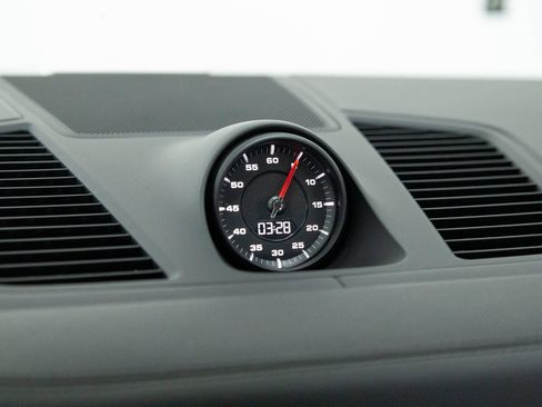 Certified 2023 Porsche Cayenne GTS AWD/4WD image 18