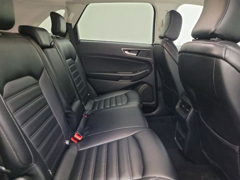Used 2023 Ford Edge SEL image 19