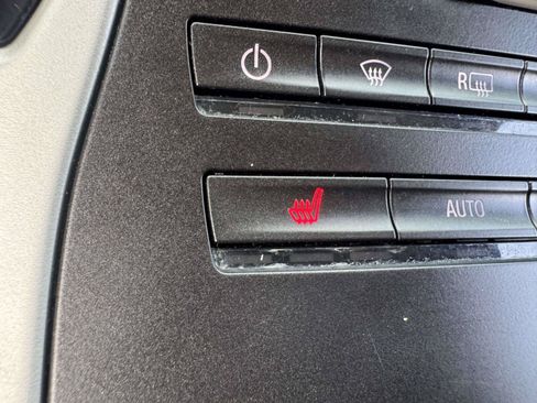 Used 2017 Lincoln MKX Select w/ Select Plus Package FWD image 37