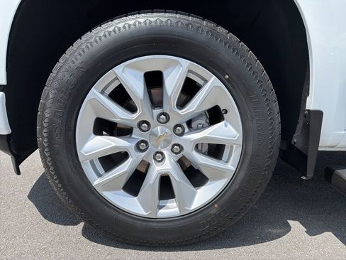 Used 2021 Chevrolet Silverado 1500 Custom RWD image 15