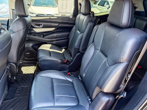 Used 2022 Subaru Ascent Limited w/ Technology Package AWD/4WD image 17