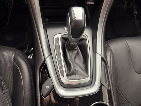 Used 2015 Ford Fusion Titanium AWD/4WD image 26