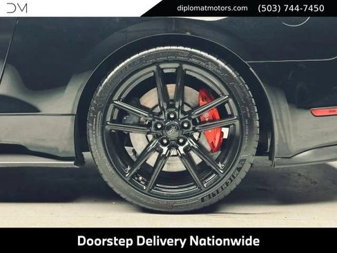 Used 2022 Ford Mustang Shelby GT500 w/ Technology Package RWD image 38