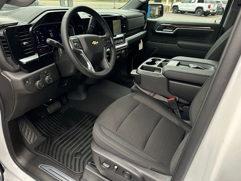 New 2026 Chevrolet Silverado 1500 LT image 9