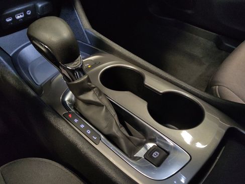 Used 2025 Chevrolet Malibu LS FWD image 26