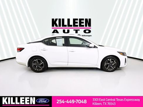 Used 2024 Nissan Sentra SV image 9