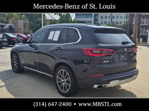Used 2019 BMW X5 xDrive40i w/ Premium Package 2 AWD/4WD image 4