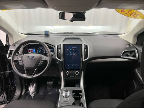Used 2024 Ford Edge SE w/ Black Appearance Package image 30