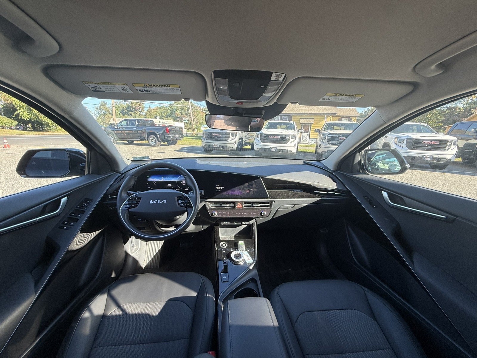 Used 2024 Kia Niro Wind w/ Wind Preserve Package FWD image 24