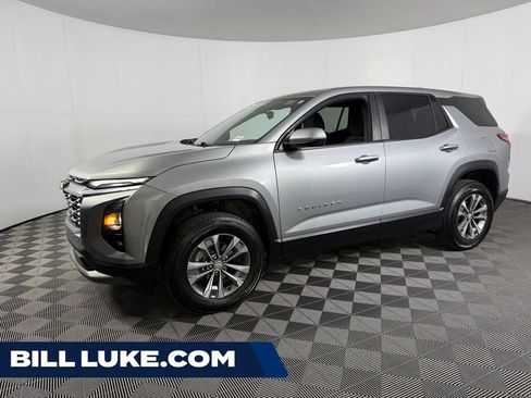 Used 2025 Chevrolet Equinox LT FWD image 1