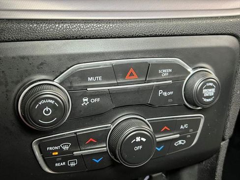 Certified 2023 Dodge Charger SXT image 35