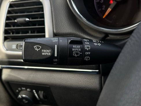 Used 2018 Jeep Grand Cherokee Trailhawk image 32