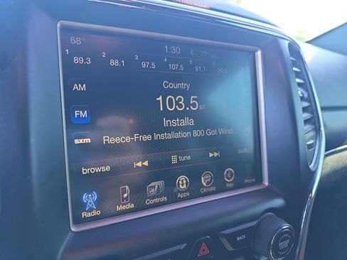 Used 2017 Jeep Grand Cherokee Limited w/ Trailer Tow Group IV image 22