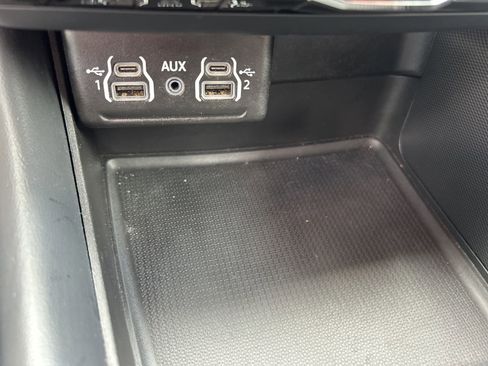 Used 2024 Dodge Durango GT image 35