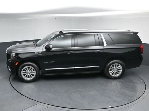 Used 2023 GMC Yukon XL SLT w/ SLT Premium Package AWD/4WD image 48