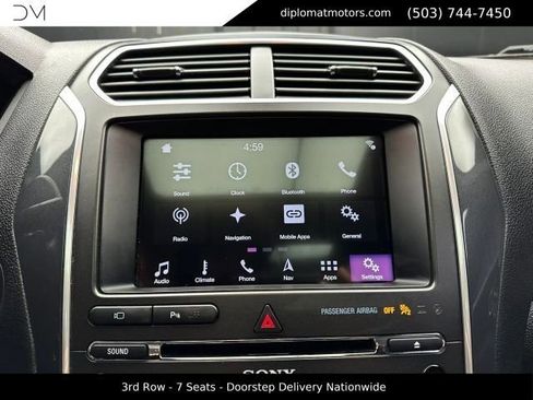 Used 2017 Ford Explorer Sport w/ Equipment Group 401A AWD/4WD image 40