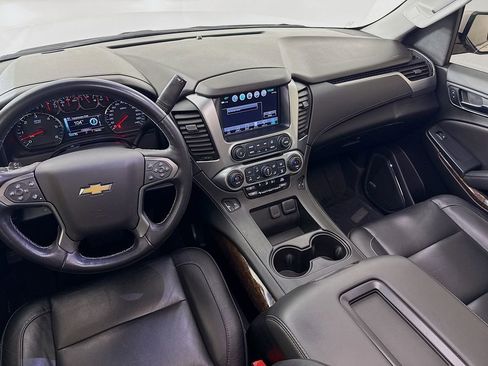 Used 2019 Chevrolet Tahoe LT w/ LT Signature Package image 24