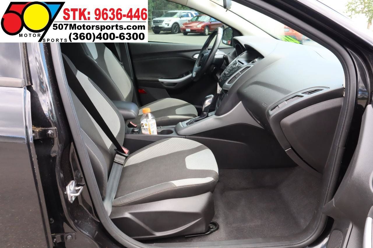 Used 2012 Ford Focus SE FWD image 19