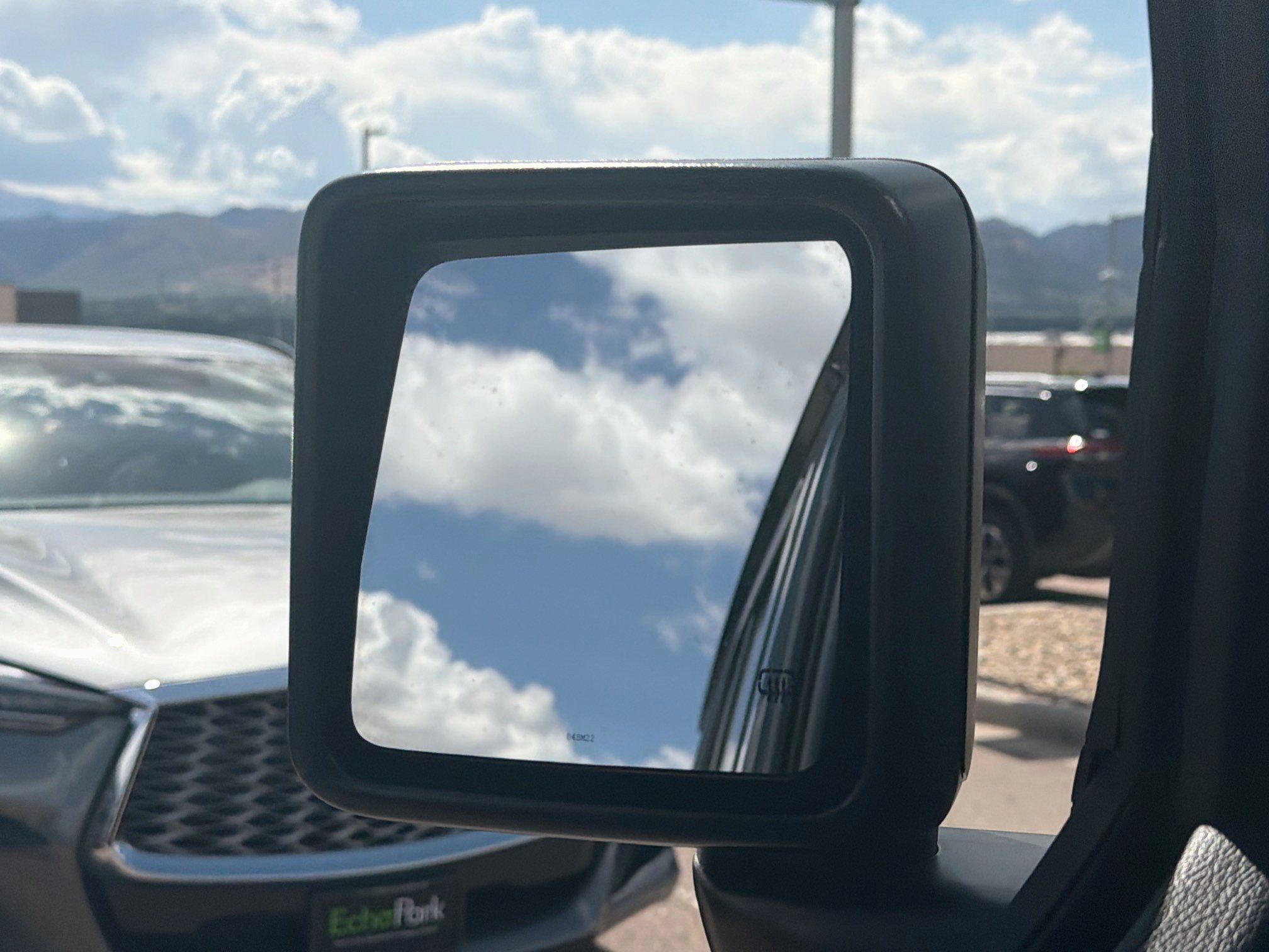 Used 2022 Jeep Wrangler Unlimited Sahara AWD/4WD image 16