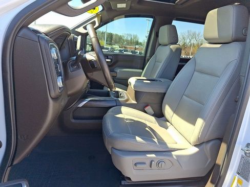 Used 2021 GMC Sierra 2500 SLT w/ SLT Premium Package image 14