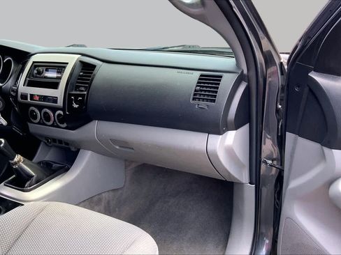 Used 2009 Toyota Tacoma 4x4 Access Cab image 16