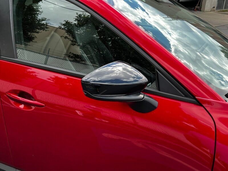 Used 2025 MAZDA CX-50 AWD 2.5 S w/ Premium Package image 9