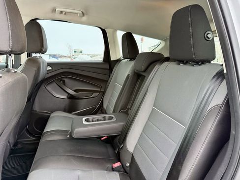 Used 2015 Ford Escape SE image 11