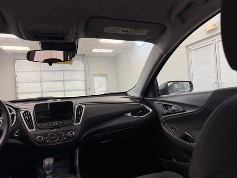 Used 2023 Chevrolet Malibu LS FWD image 20