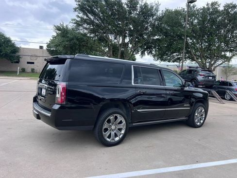 Used 2016 GMC Yukon XL Denali w/ Open Road Package AWD/4WD image 5