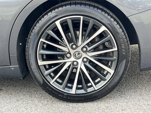 Used 2022 Lexus ES 350 w/ Premium Package image 11