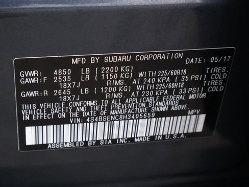 Used 2017 Subaru Outback 3.6R Limited image 23