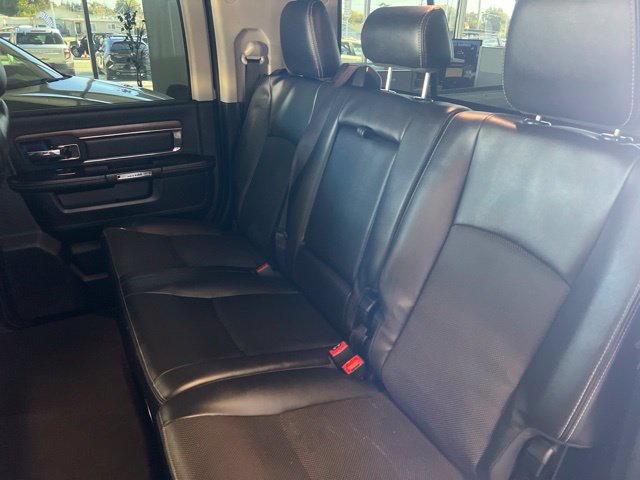 Used 2014 RAM 3500 Laramie w/ Convenience Group AWD/4WD image 5