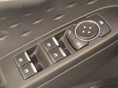 Used 2020 Ford Escape SE image 27