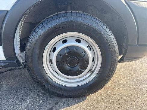 Used 2019 Ford Transit 350 XL image 14