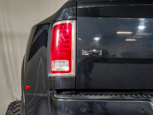 Used 2018 RAM 3500 Laramie w/ Protection Group AWD/4WD image 41