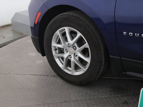 Used 2022 Chevrolet Equinox LS w/ LS Convenience Package image 13