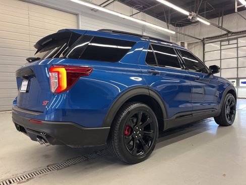 Used 2020 Ford Explorer ST w/ ST Street Pack image 7