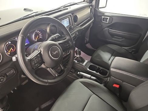 Used 2018 Jeep Wrangler Unlimited Sport S image 17