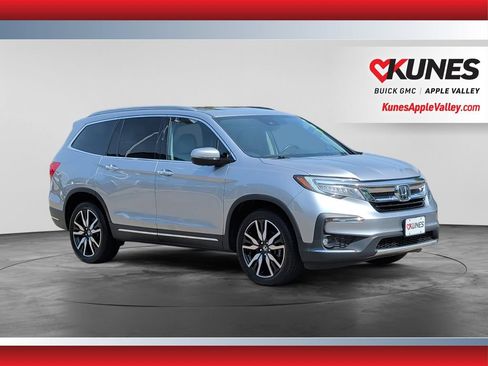 Used 2019 Honda Pilot Touring image 1