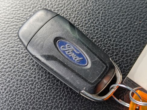 Used 2019 Ford F250 Lariat w/ Lariat Value Package image 22